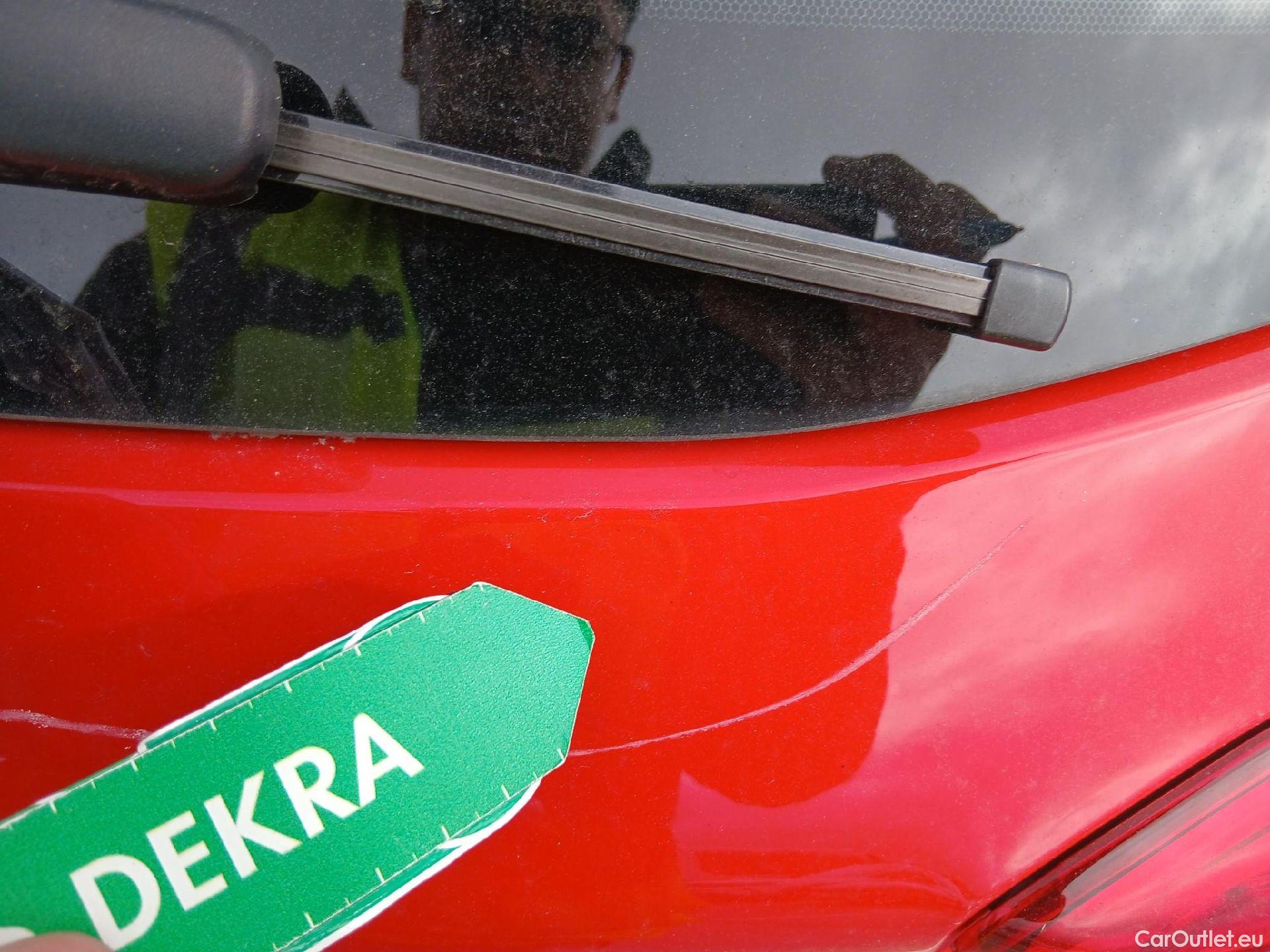  Ford  Focus FORD  / 2018 / 5P / berlina con portón 1.5 Ecoblue 70kW Trend+ #25