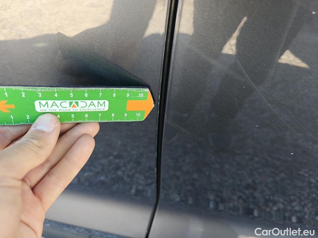  Hyundai  Tucson HYUNDAI  / 2018 / 5P / todoterreno 1.6 CRDI 100kW (136CV) 48V N-Line 4X2 #21