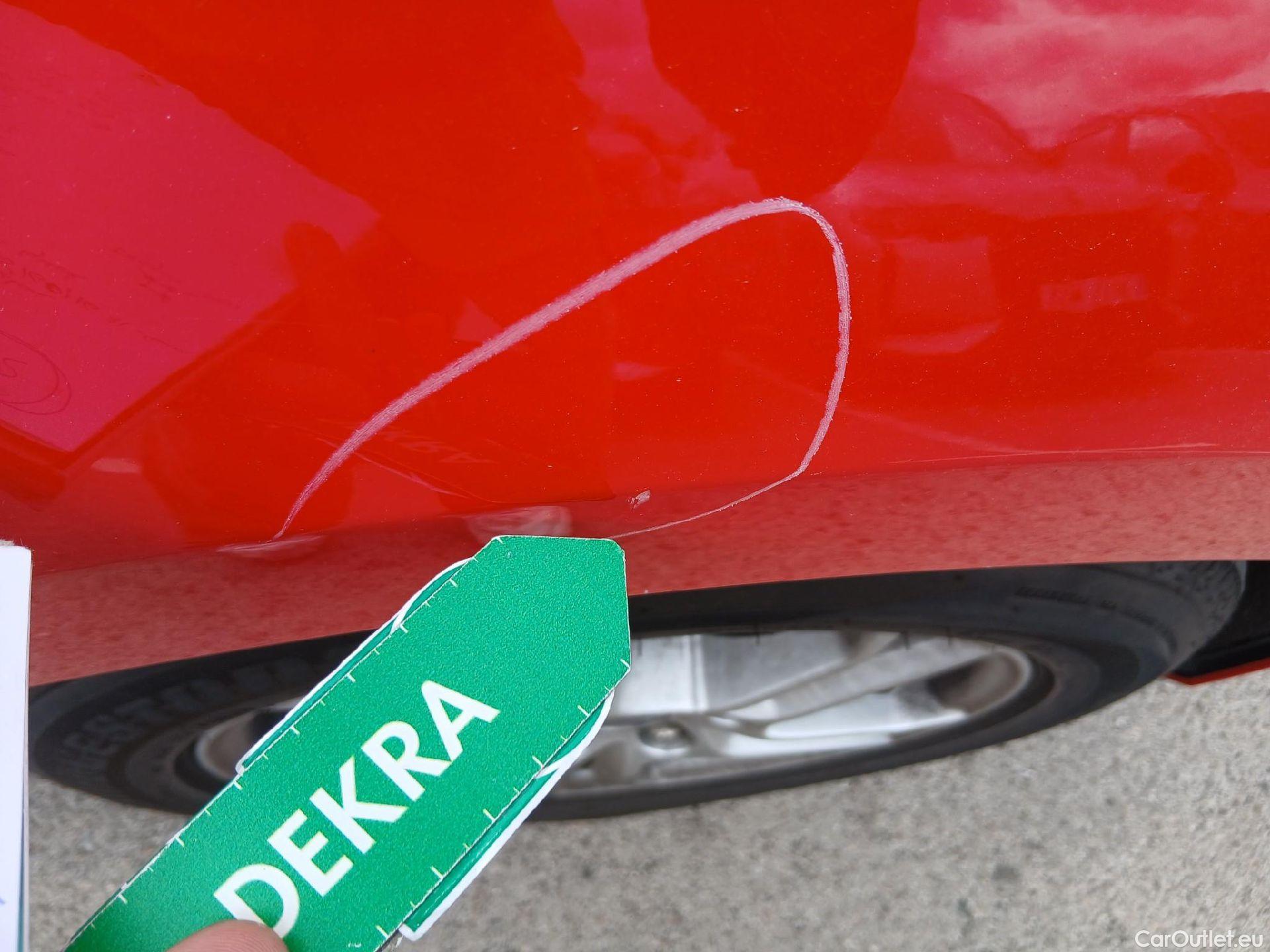  Ford  Focus FORD  / 2018 / 5P / berlina con portón 1.5 Ecoblue 70kW Trend+ #36