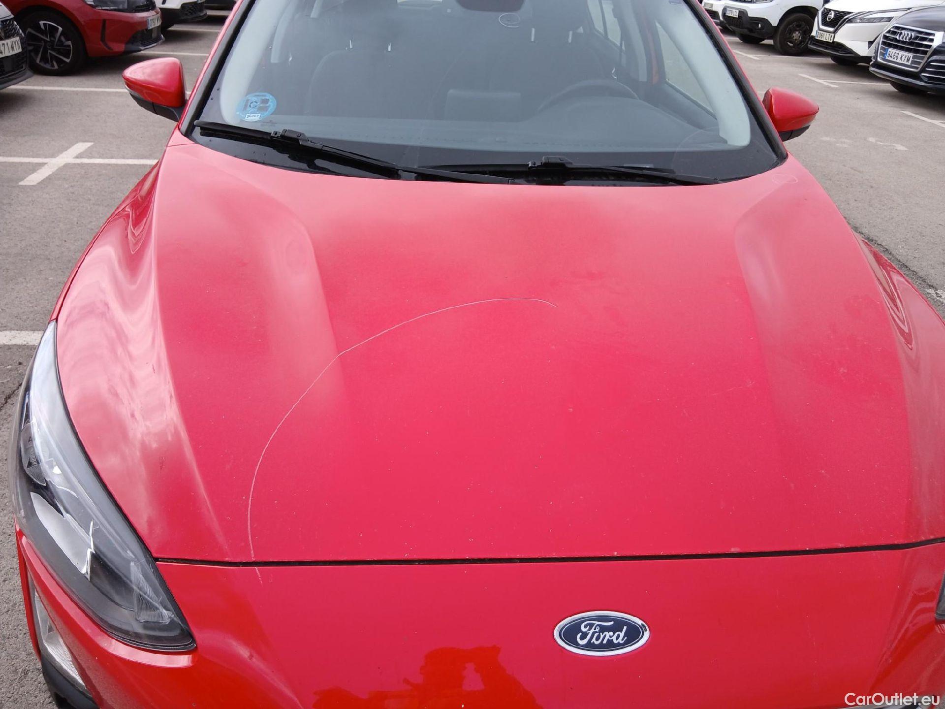  Ford  Focus FORD  / 2018 / 5P / berlina con portón 1.5 Ecoblue 70kW Trend+ #11