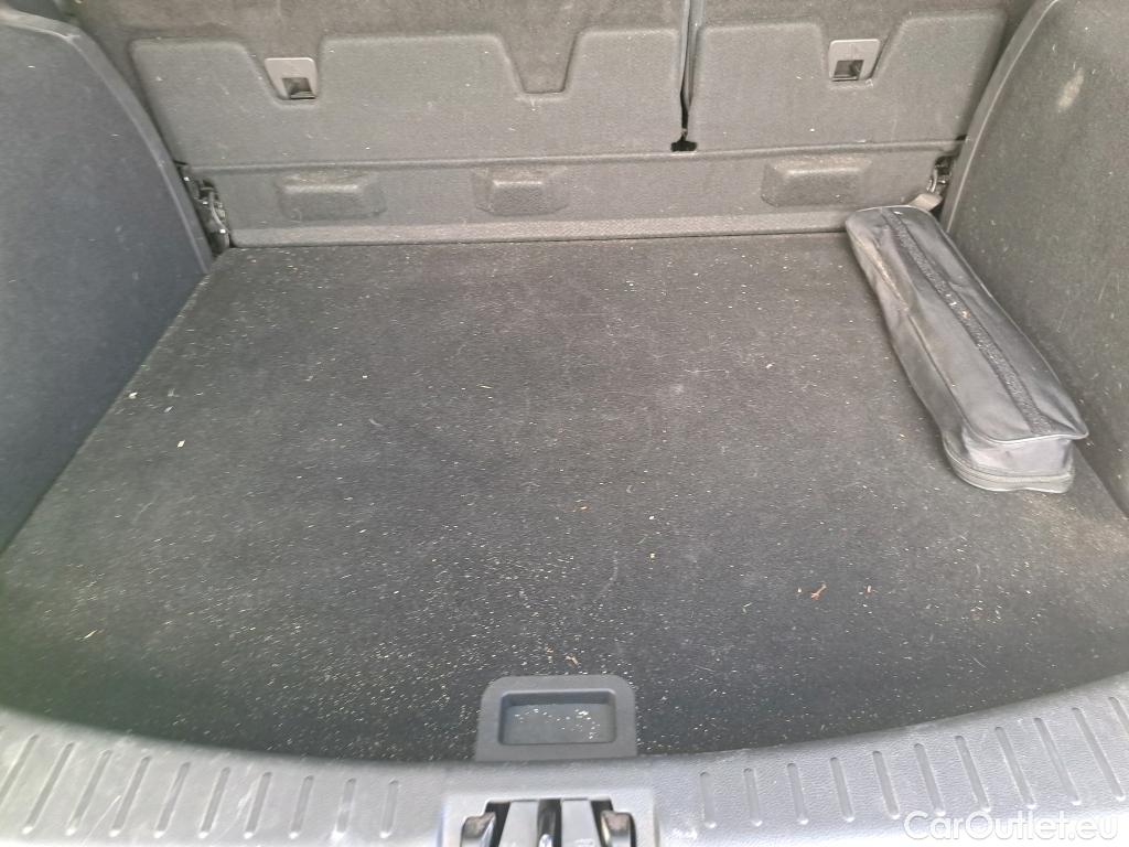  Ford  Kuga FORD  / 2016 / 5P / todoterreno 1.5 EcoBoost 88kW 4x2 Trend+ (CX) #5