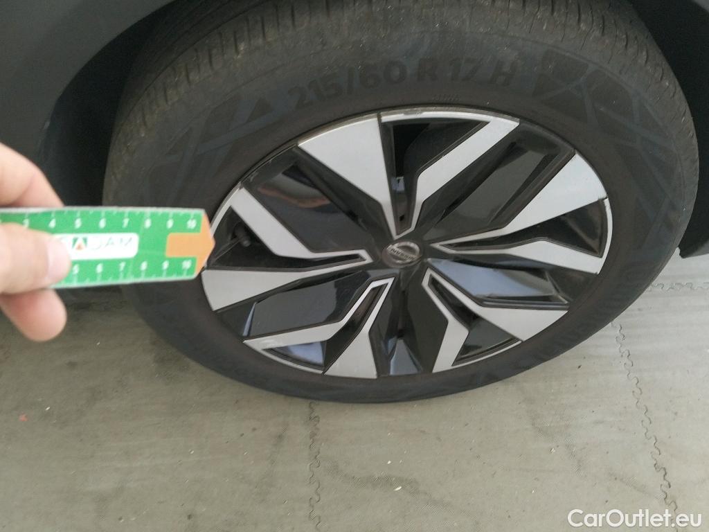  Nissan  Juke NISSAN  / 2019 / 5P / crossover DIG-T 84 kW (114 CV) 6M/T Acenta #24