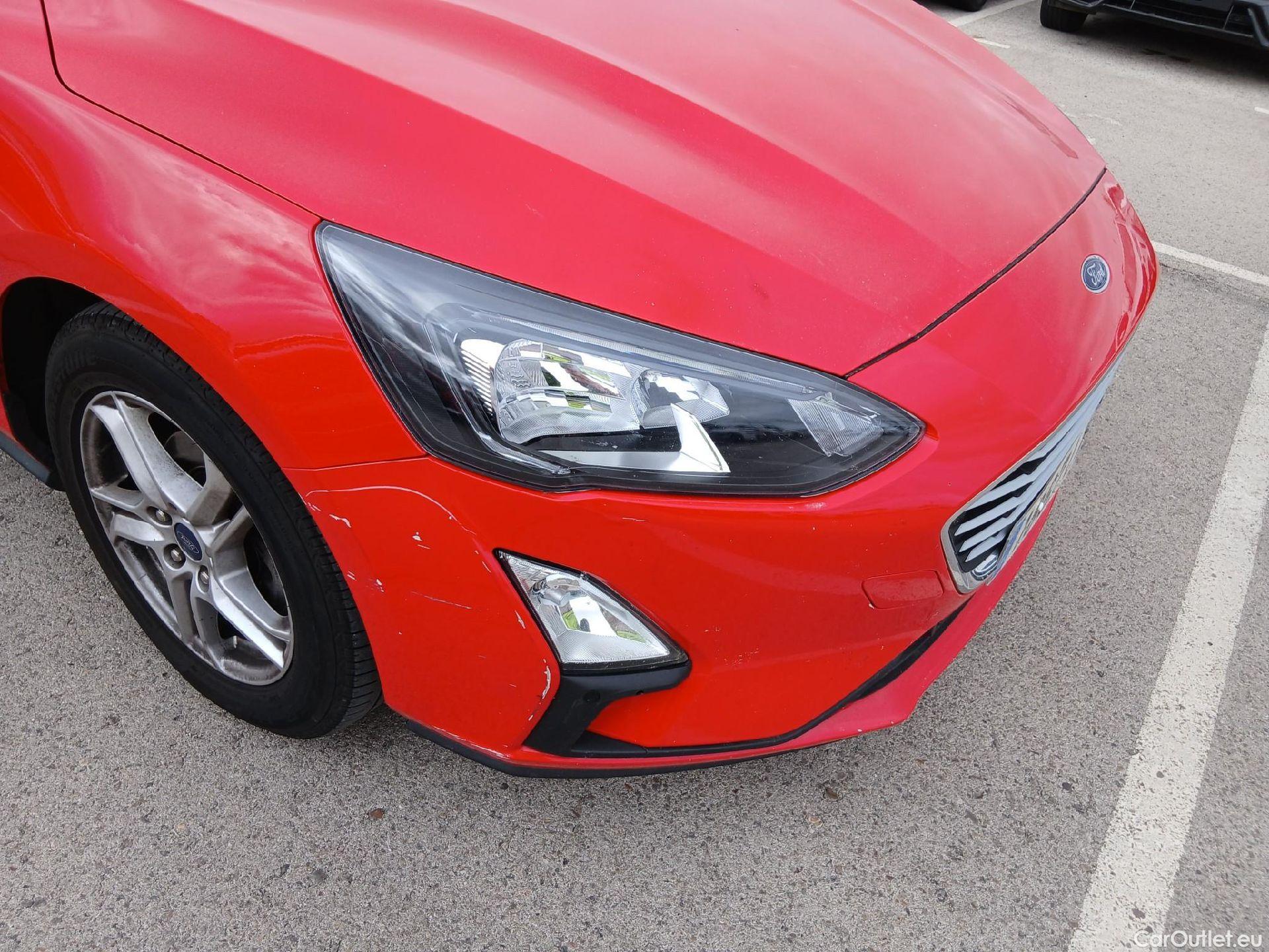  Ford  Focus FORD  / 2018 / 5P / berlina con portón 1.5 Ecoblue 70kW Trend+ #10