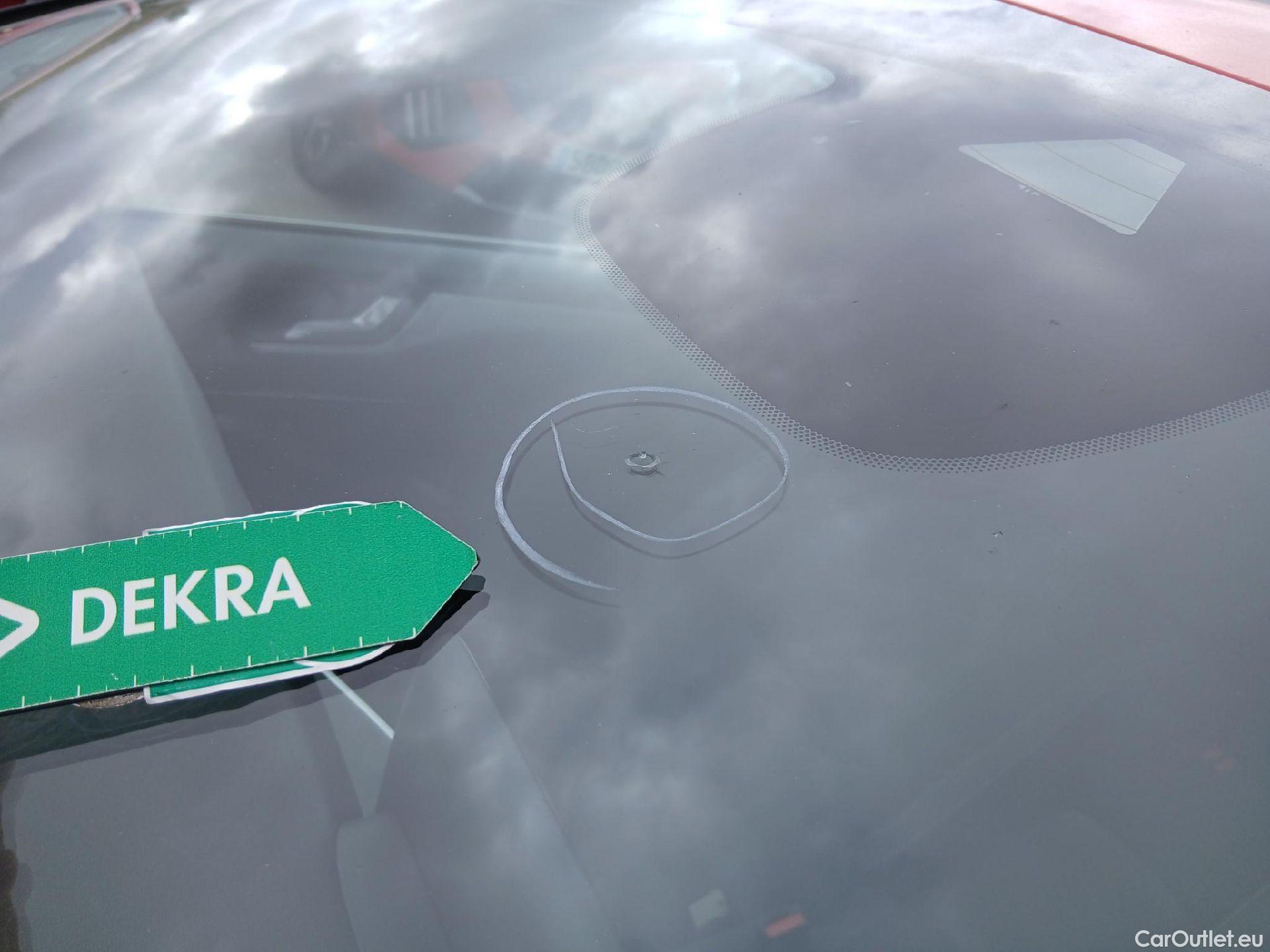  Ford  Focus FORD  / 2018 / 5P / berlina con portón 1.5 Ecoblue 70kW Trend+ #7