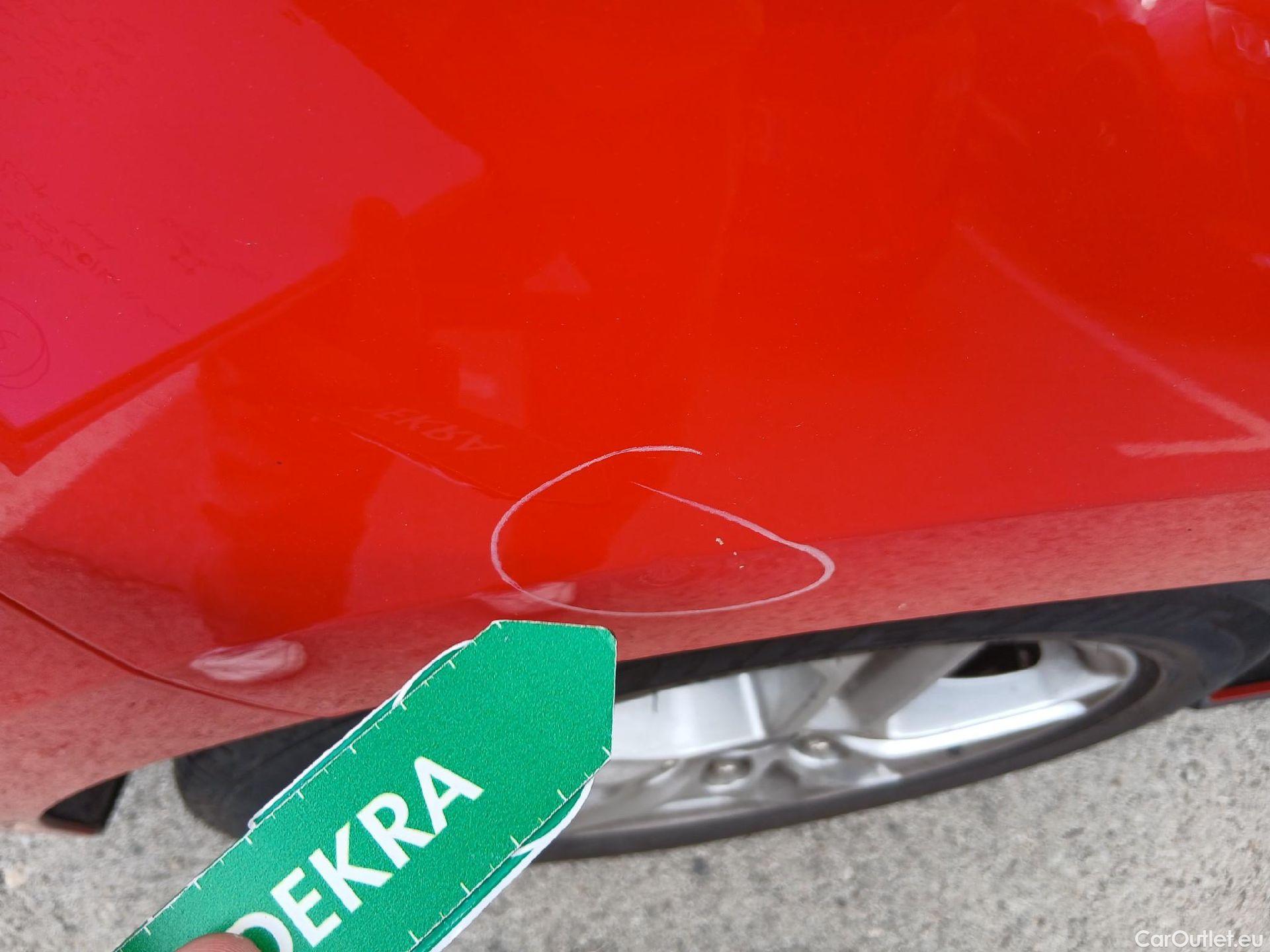  Ford  Focus FORD  / 2018 / 5P / berlina con portón 1.5 Ecoblue 70kW Trend+ #29