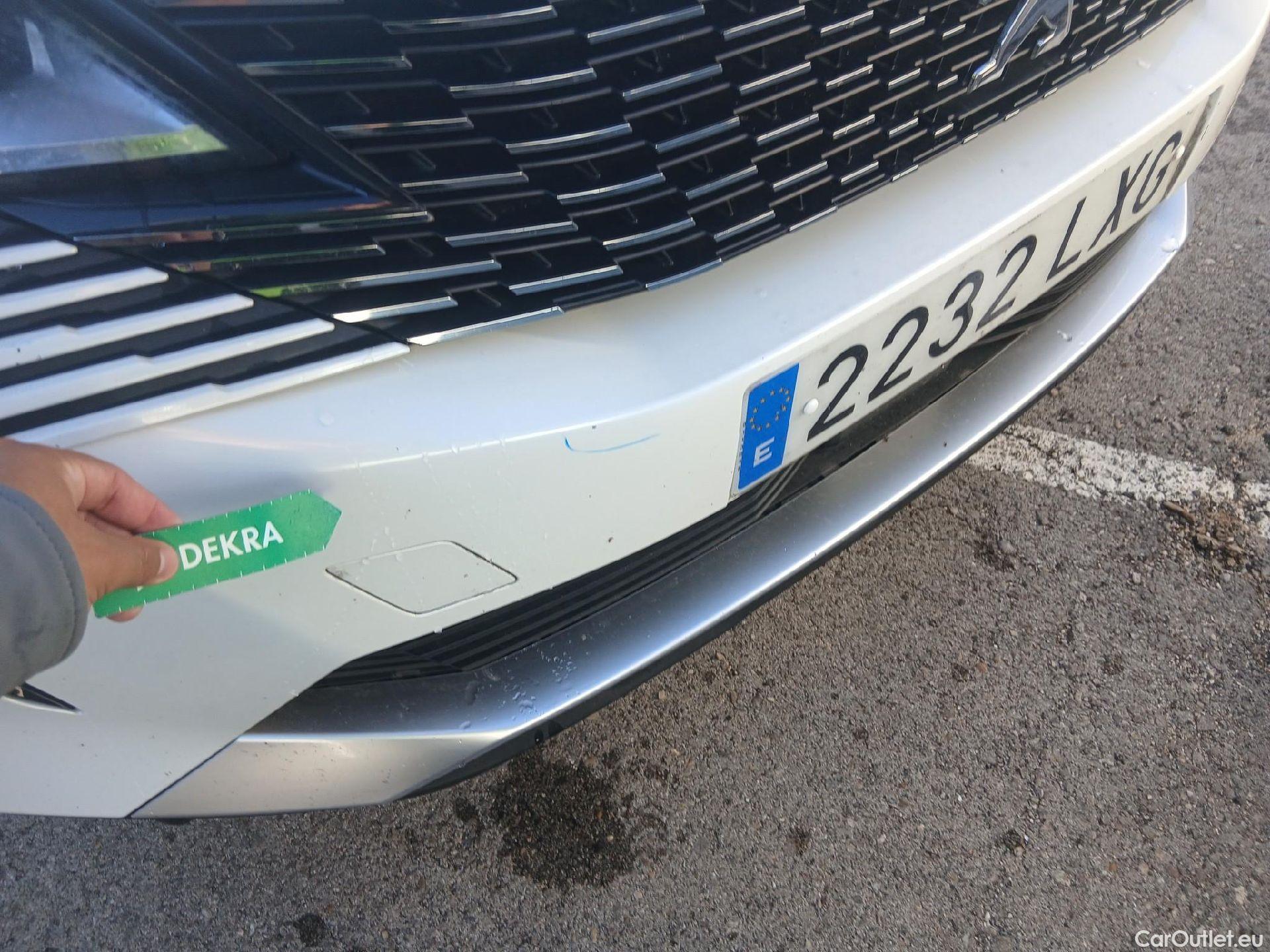 Peugeot  3008  Active Pack 1.5 HDi 130CV AT8 E6d #3