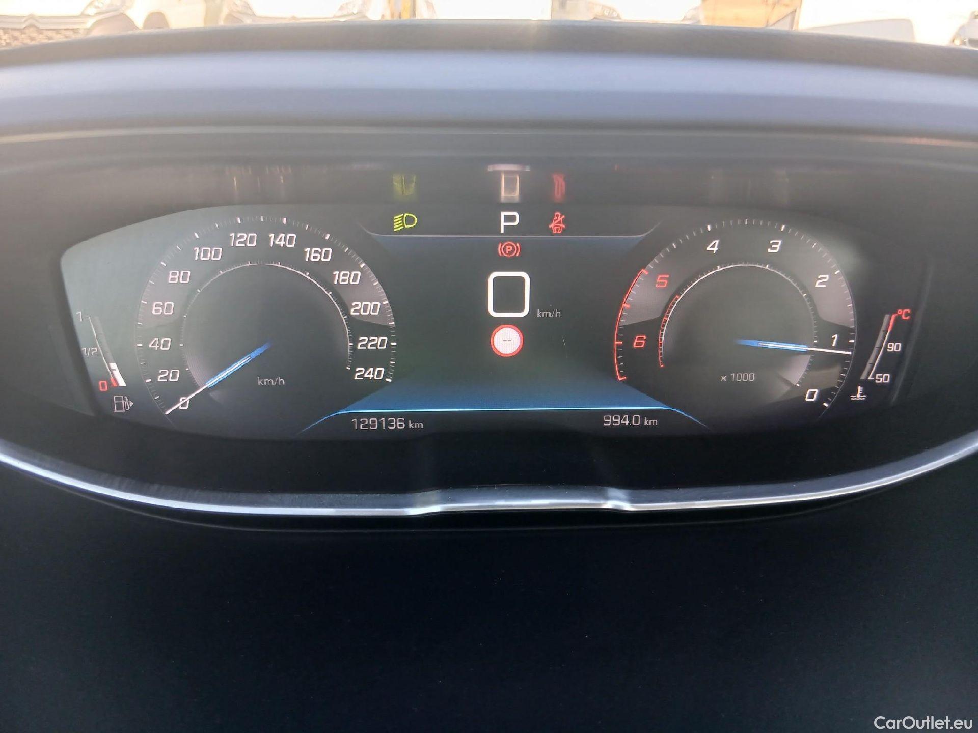 Peugeot  3008  Active Pack 1.5 HDi 130CV AT8 E6d #4