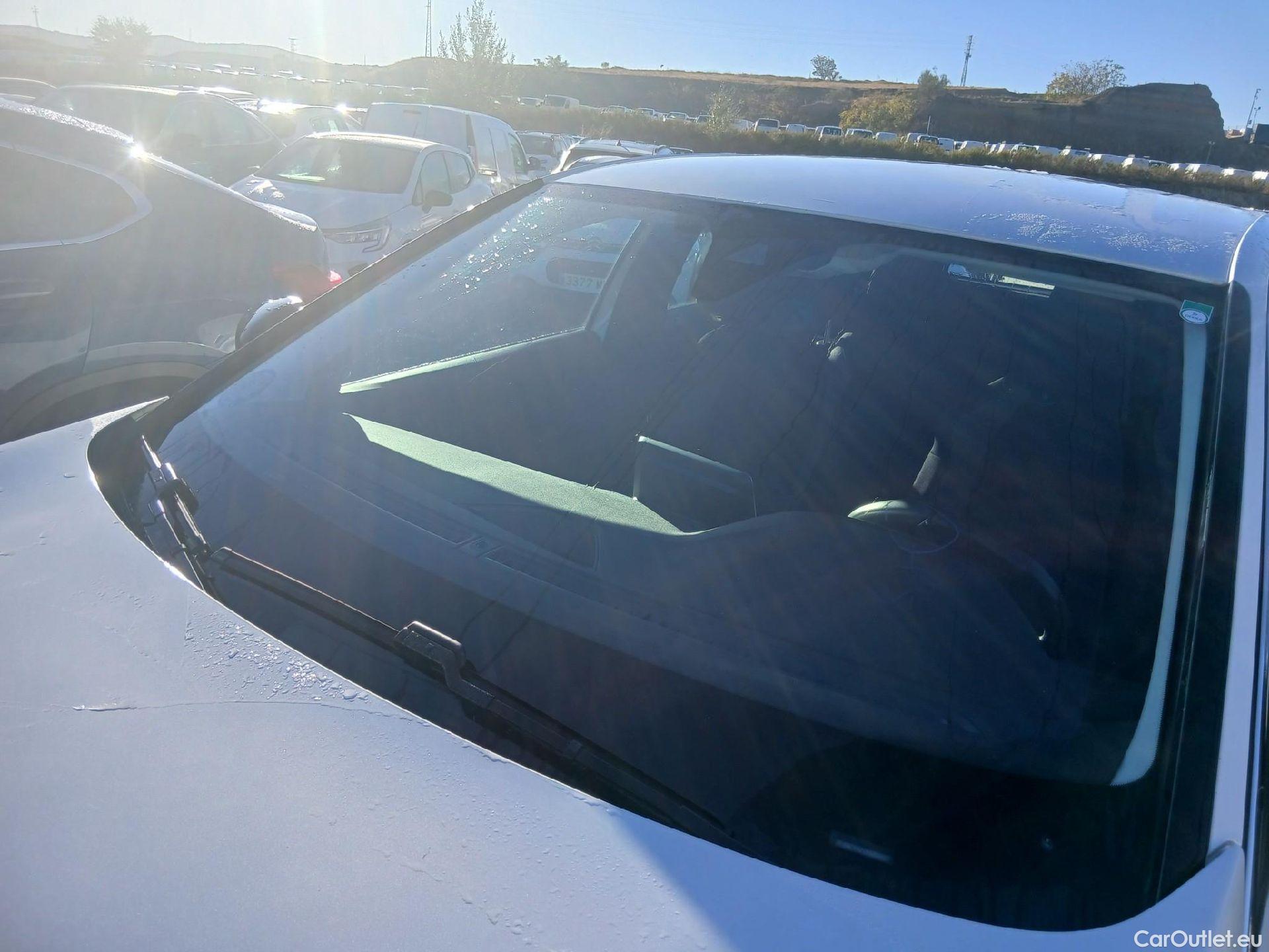 Peugeot  3008  Active Pack 1.5 HDi 130CV AT8 E6d #10