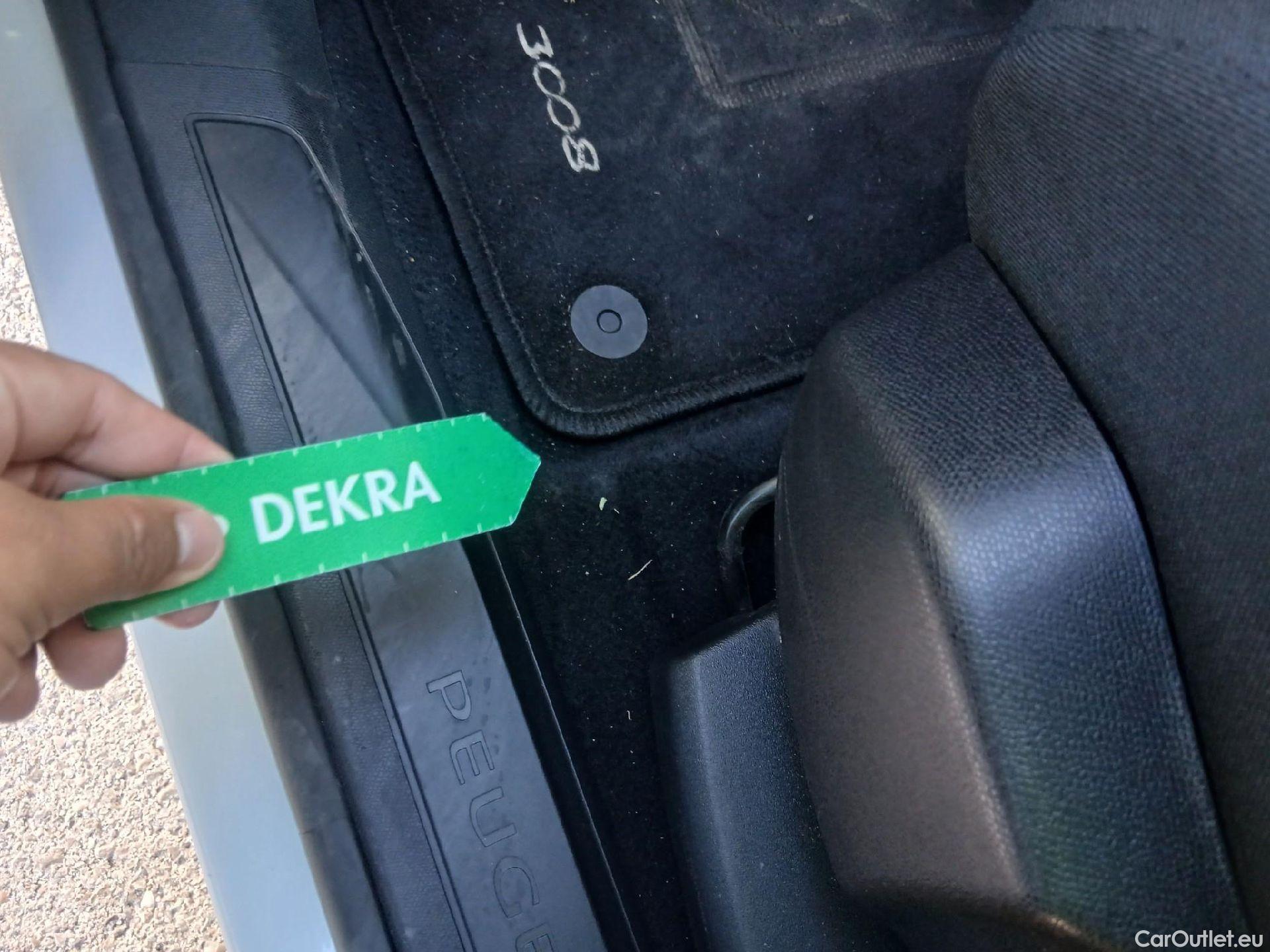 Peugeot  3008  Active Pack 1.5 HDi 130CV AT8 E6d #2