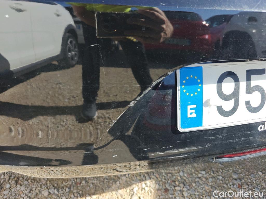  Opel  Corsa OPEL  / 2019 / 5P / berlina con portón 1.5D DT 74kW (100CV) Edition #43