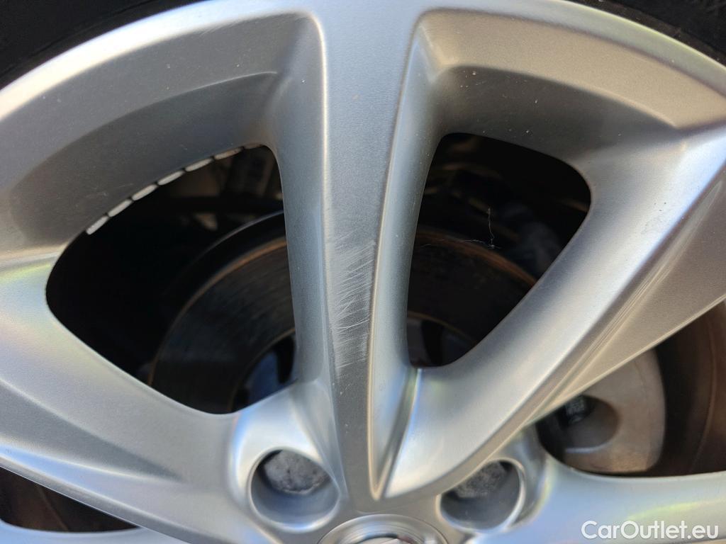  Opel  Corsa OPEL  / 2019 / 5P / berlina con portón 1.5D DT 74kW (100CV) Edition #18