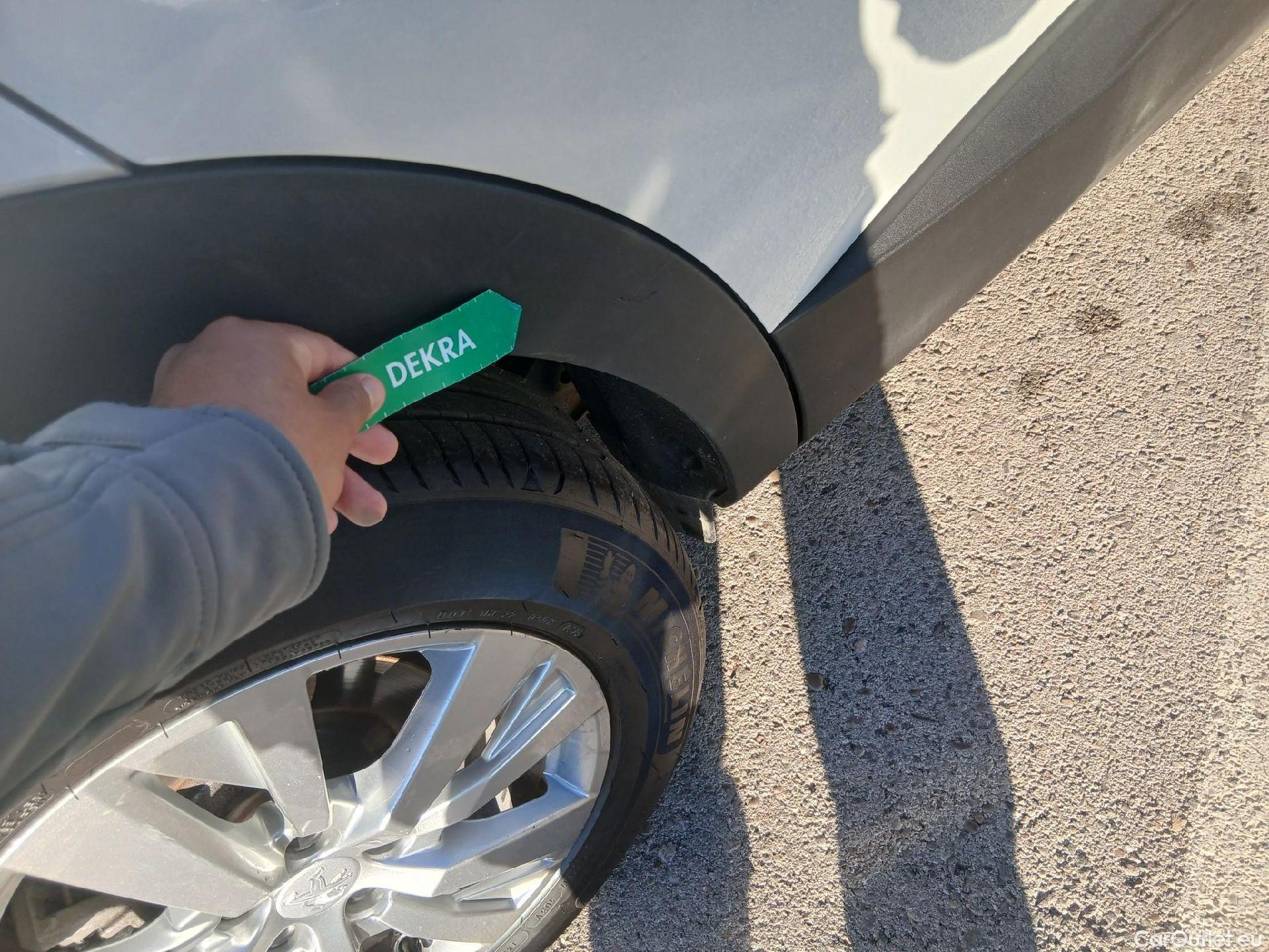 Peugeot  3008  Active Pack 1.5 HDi 130CV AT8 E6d #18