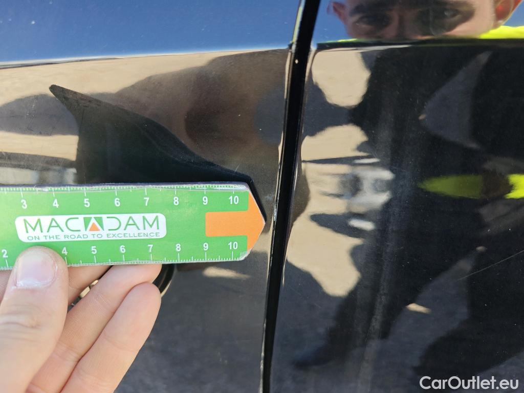  Opel  Corsa OPEL  / 2019 / 5P / berlina con portón 1.5D DT 74kW (100CV) Edition #26