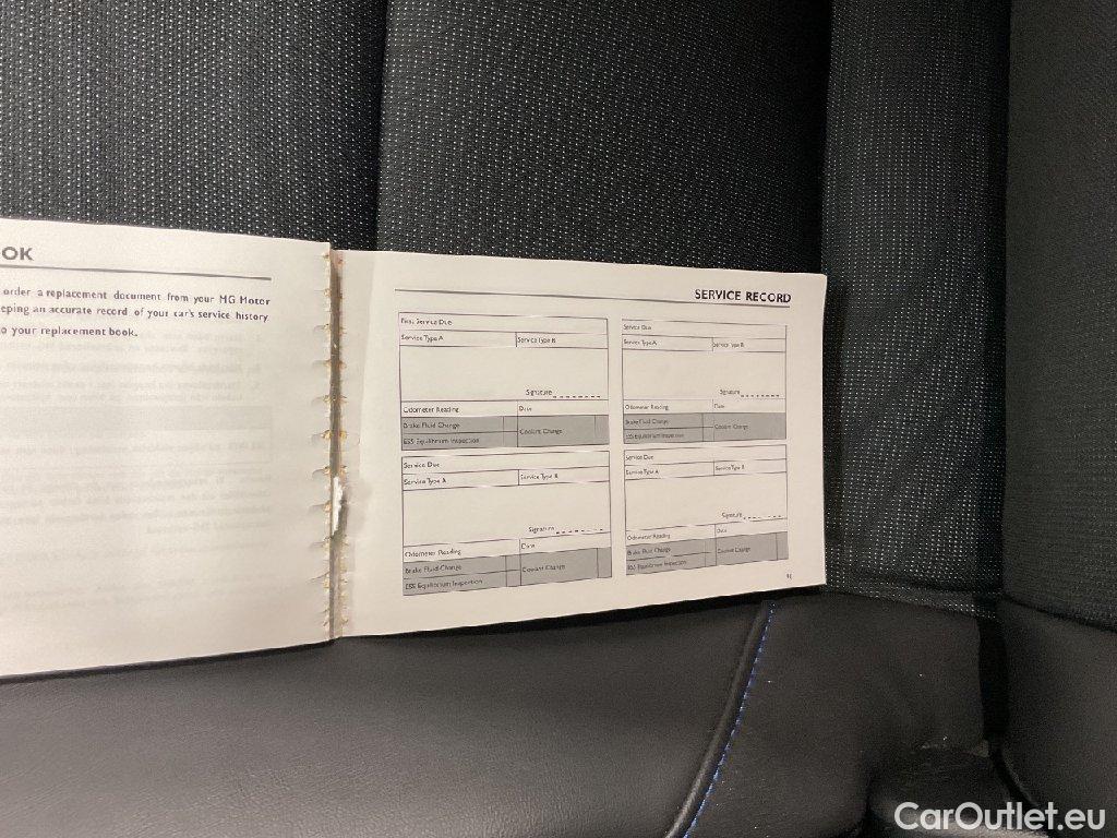 MG  4 MG MG Luxury 5d 150kW #53