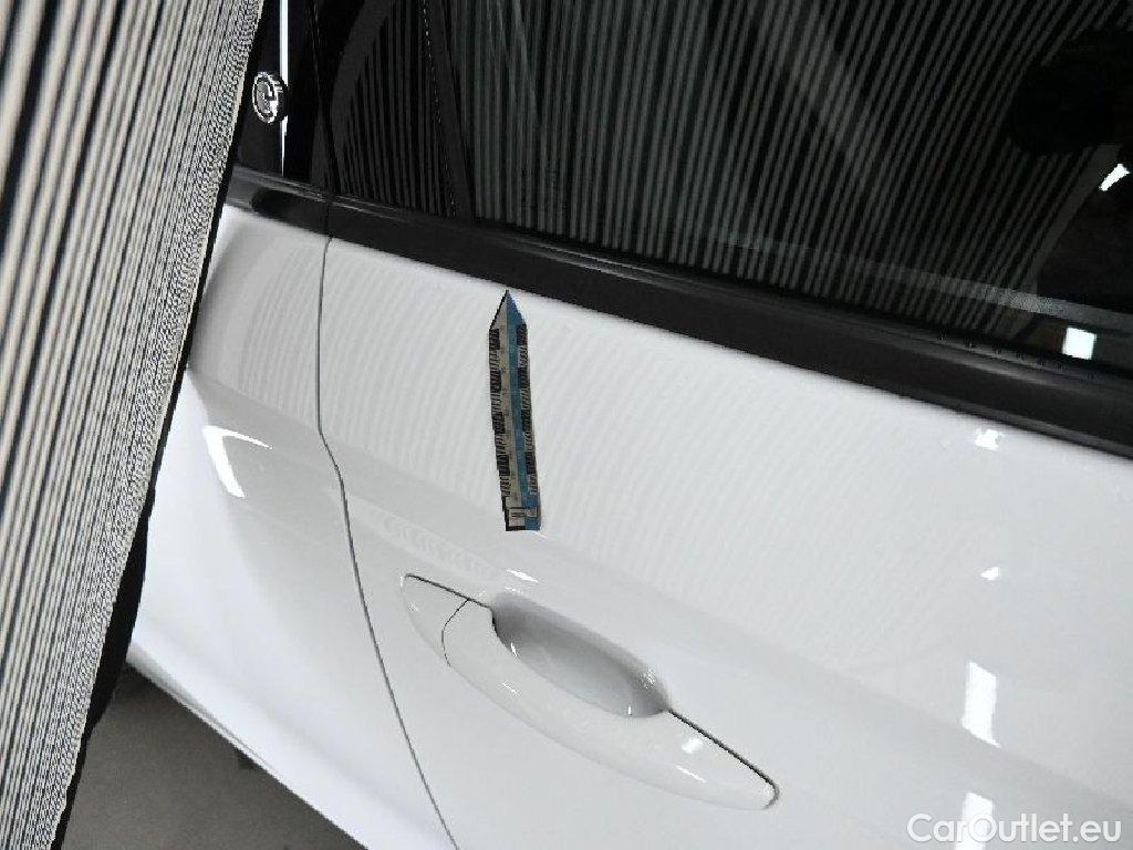 Opel  Corsa  F e Edition 50kWh #35