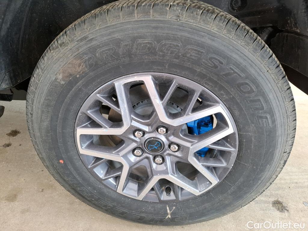 Jeep  Wrangler JEEP  Unlimited / 2023 / 5P / SUV 2.0 I T 380 4XE Sahara 4WD AUTO #2