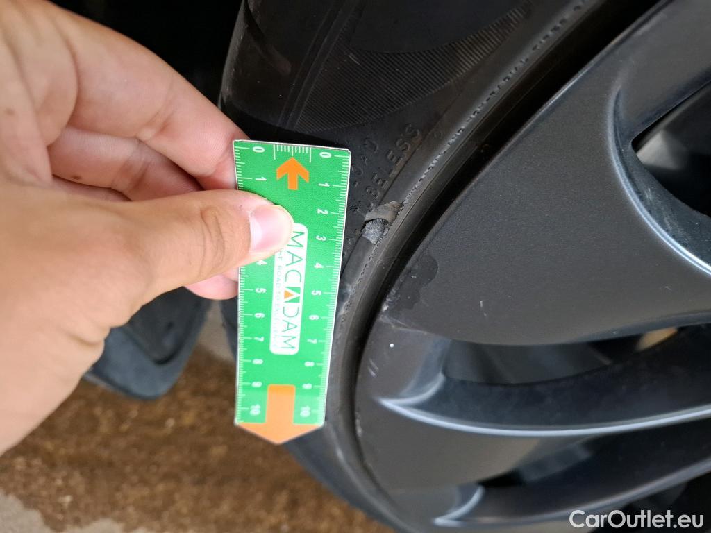  Tesla  Model Y TESLA  / 2020 / 5P / SUV Performance Dual Motor AWD #4