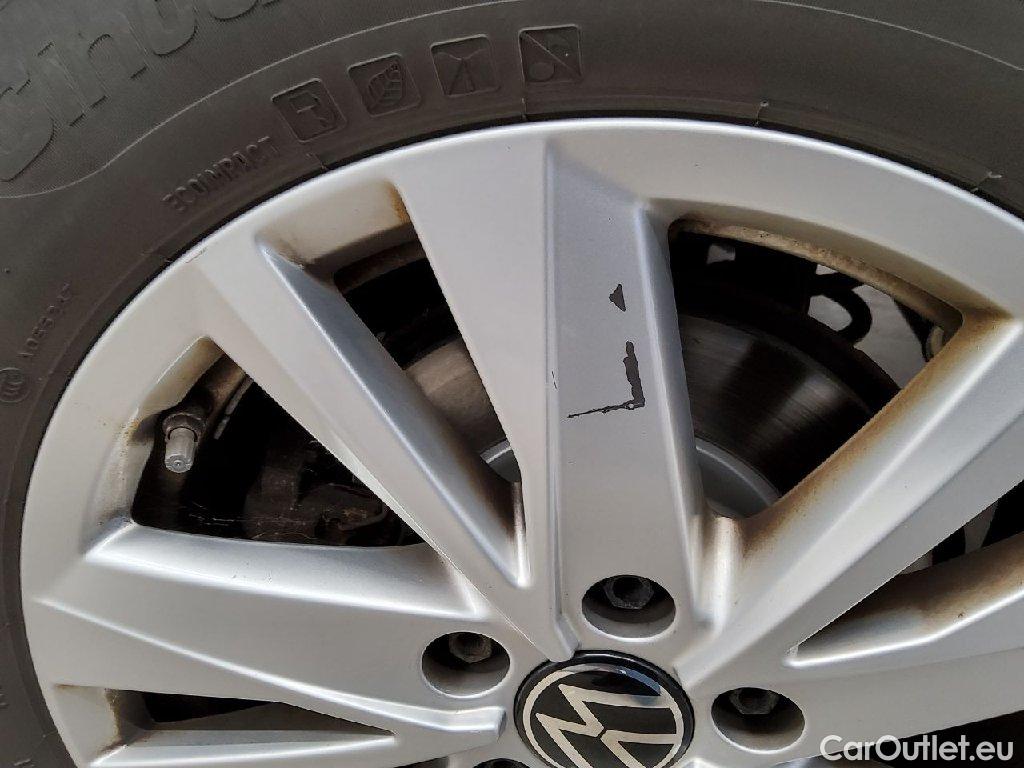 Volkswagen  Touran  Comfortline BMT/Start-Stopp 2.0 TDI 110KW AT7 E6d #61