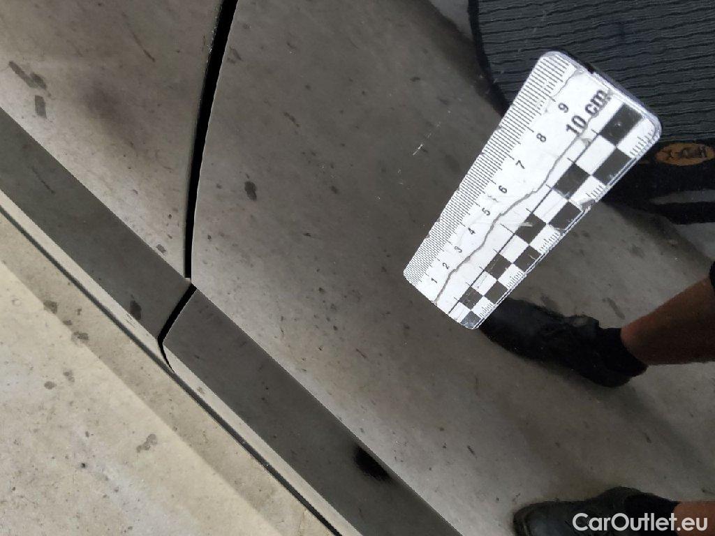 Volkswagen  Touran  Comfortline BMT/Start-Stopp 2.0 TDI 110KW AT7 E6d #47