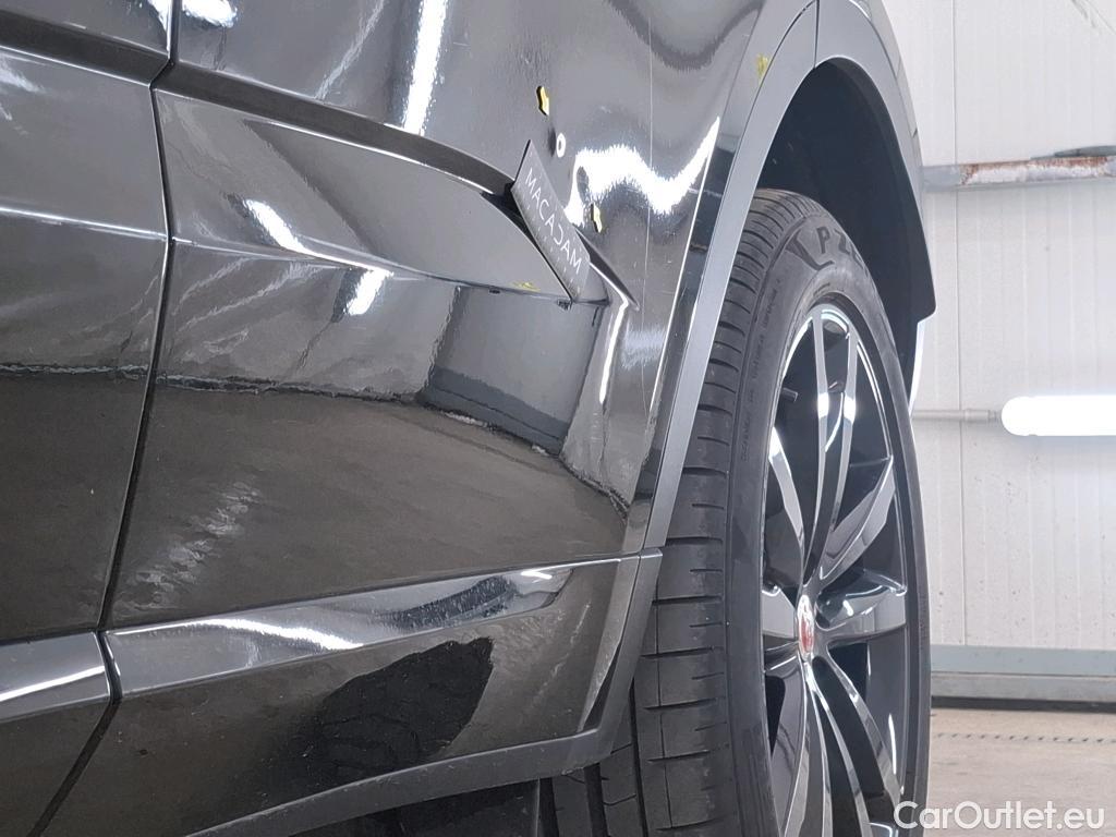 Jaguar  E-PACE JAGUAR  / 2017 / 5P / SUV P300e PHEV BVA AWD R-Dynamic SE #3