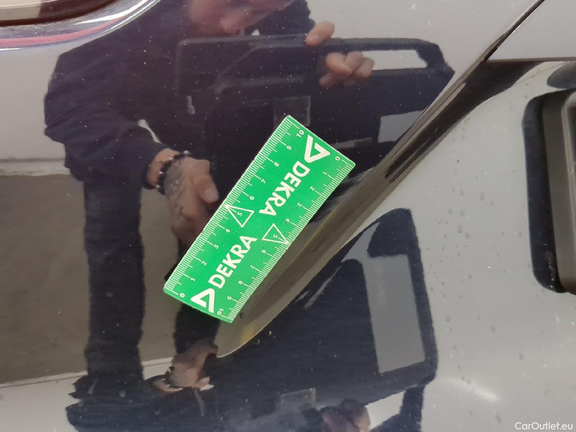  Porsche  Cayenne  E-Hybrid 3.0 460CV BVA8 E6d #42