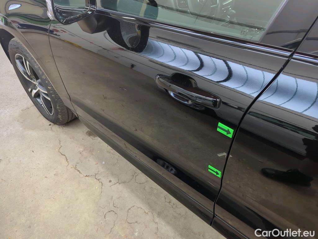 Volvo  XC60  R Design 2WD 2.0 D4 140KW AT8 E6dT #28