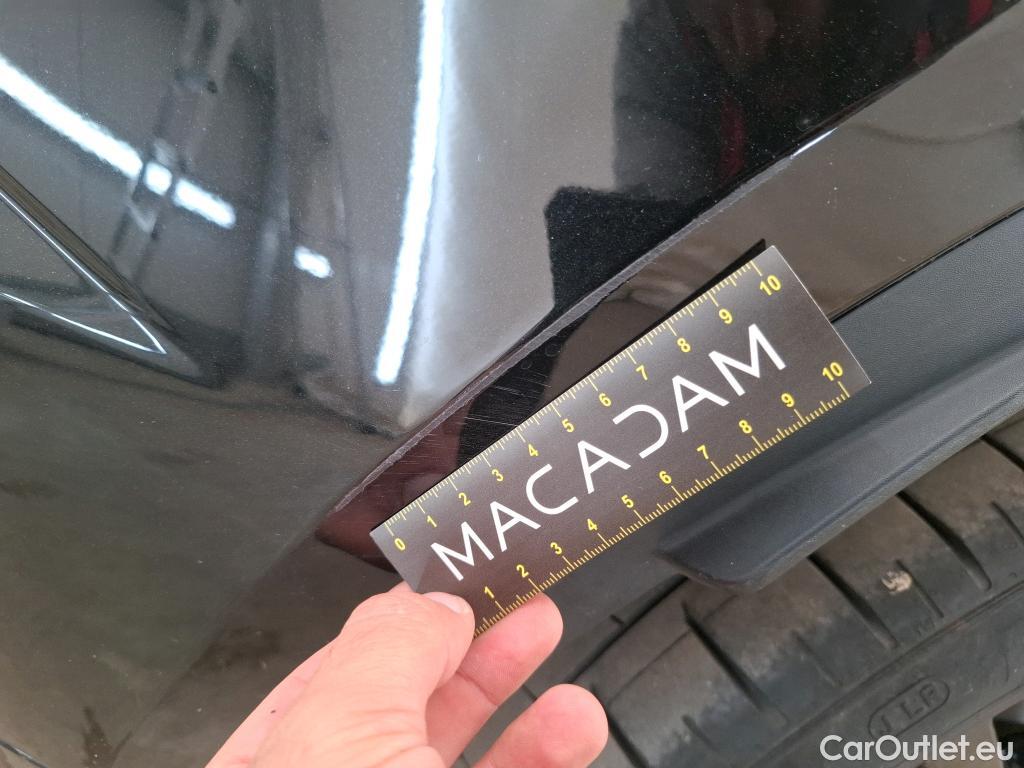 Jaguar  E-PACE JAGUAR  / 2017 / 5P / SUV P300e PHEV BVA AWD R-Dynamic SE #24