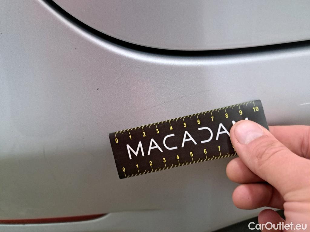  Mercedes  G-Klasee MERCEDES-BENZ GLC Coupe / 2019 / 5P / Coupé GLC 300 e AMG Line 4Matic #23