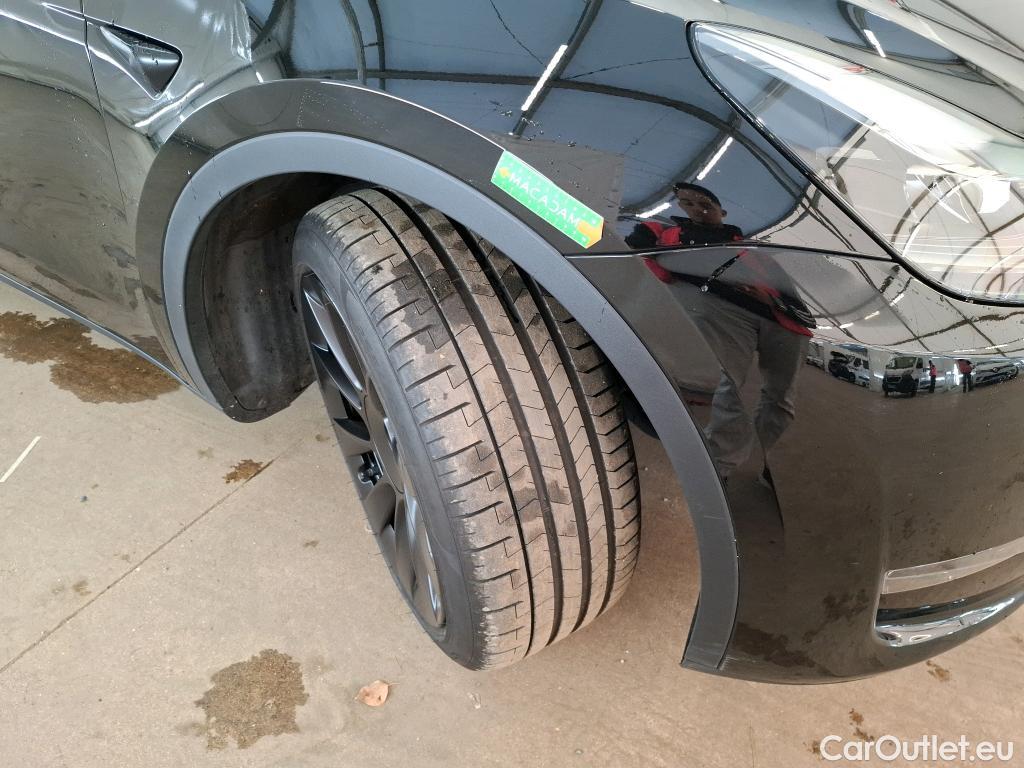  Tesla  Model Y TESLA  / 2020 / 5P / SUV Grande Autonomie Dual-Motor AWD #17
