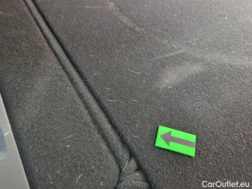 Volvo  XC60  R Design 2WD 2.0 D4 140KW AT8 E6dT #22