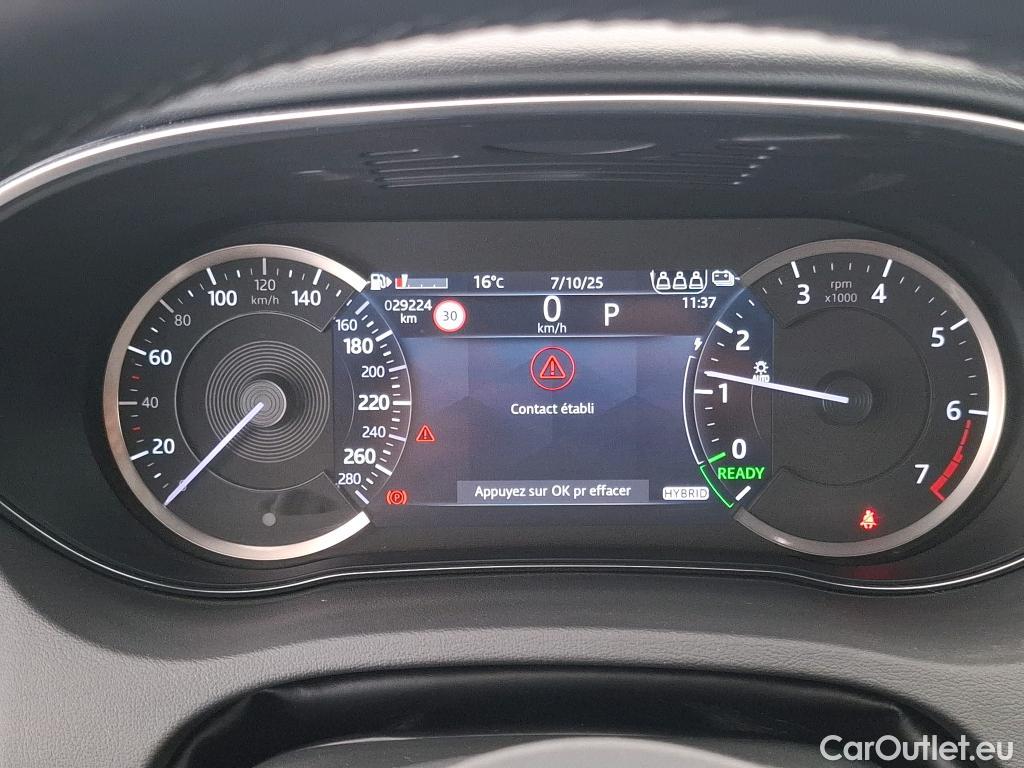 Jaguar  E-PACE JAGUAR  / 2017 / 5P / SUV P300e PHEV BVA AWD R-Dynamic SE #6