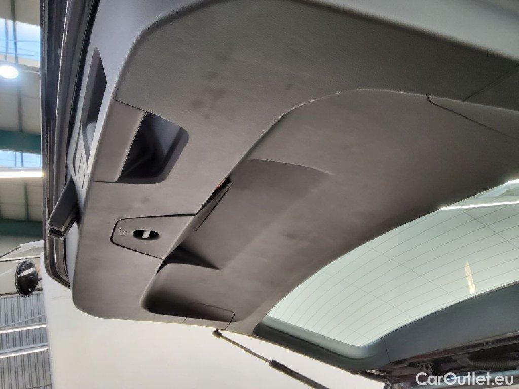 Volkswagen  Touran  Comfortline BMT/Start-Stopp 2.0 TDI 110KW AT7 E6d #62