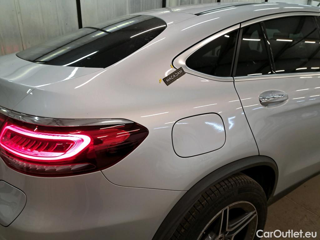  Mercedes  G-Klasee MERCEDES-BENZ GLC Coupe / 2019 / 5P / Coupé GLC 300 e AMG Line 4Matic #18