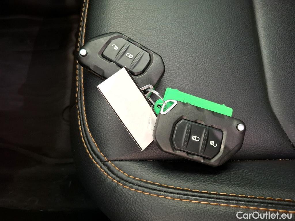 Jeep  Wrangler JEEP  Unlimited / 2023 / 5P / SUV 2.0 I T 380 4XE Sahara 4WD AUTO #12