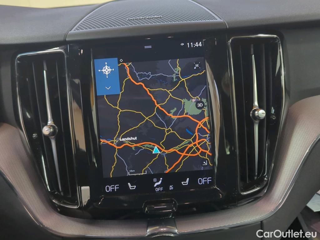 Volvo  XC60  R Design 2WD 2.0 D4 140KW AT8 E6dT #16