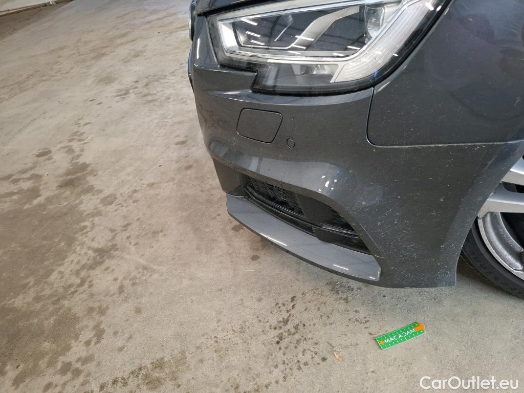 Audi  A3 AUDI  Sportback / 2016 / 5P / Berline 35 TFSI 150 COD S TRONIC S LINE PLUS #32