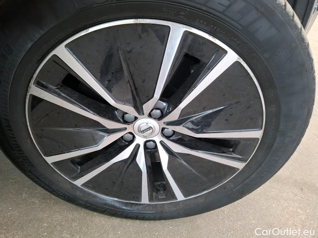  Volvo  XC90  Momentum Plug-In Hybrid AWD 2.0 T8 Twin Engine #16