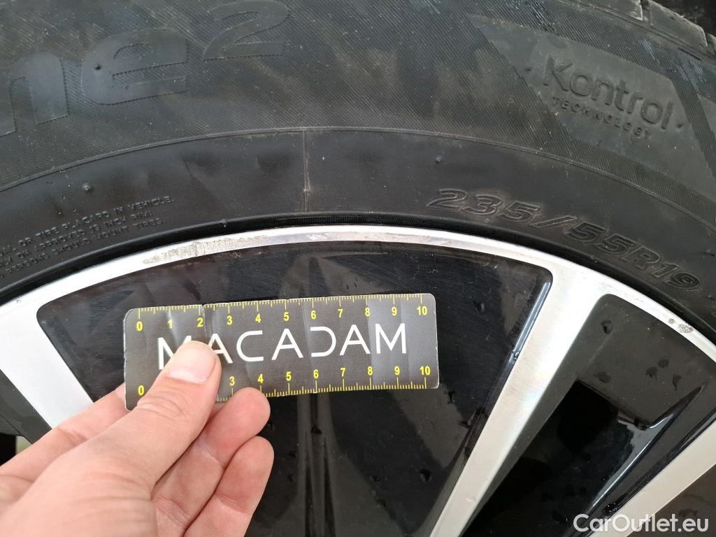  Volvo  XC90  Momentum Plug-In Hybrid AWD 2.0 T8 Twin Engine #25