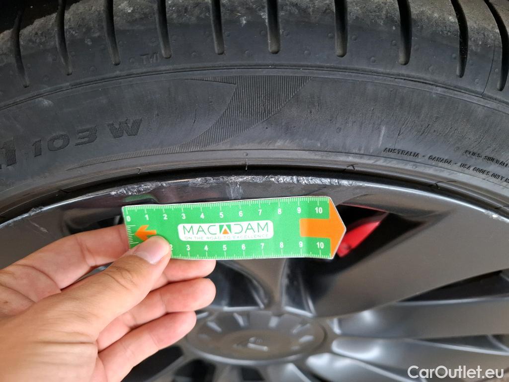  Tesla  Model Y TESLA  / 2020 / 5P / SUV Performance Dual Motor AWD #17