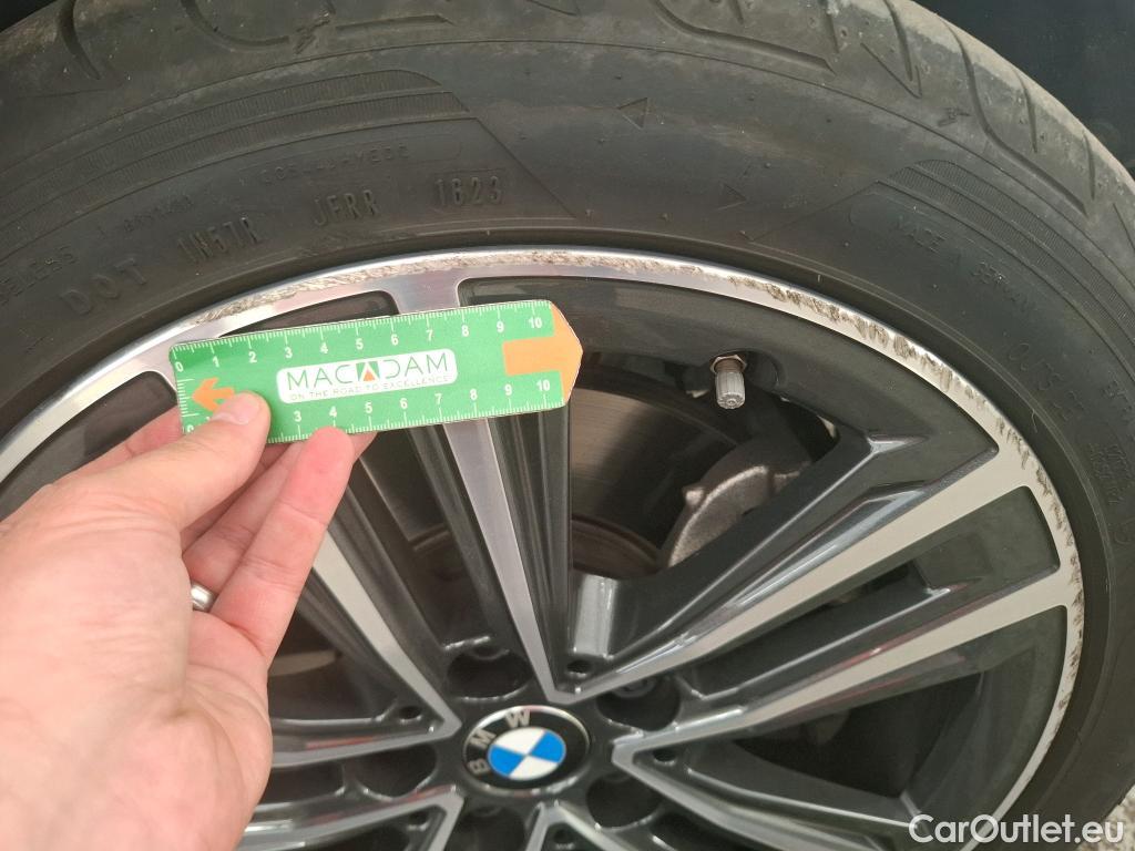  Bmw  Serie 1 BMW Série 1 / 2019 / 5P / Berline 116i DKG7 Business Design #8