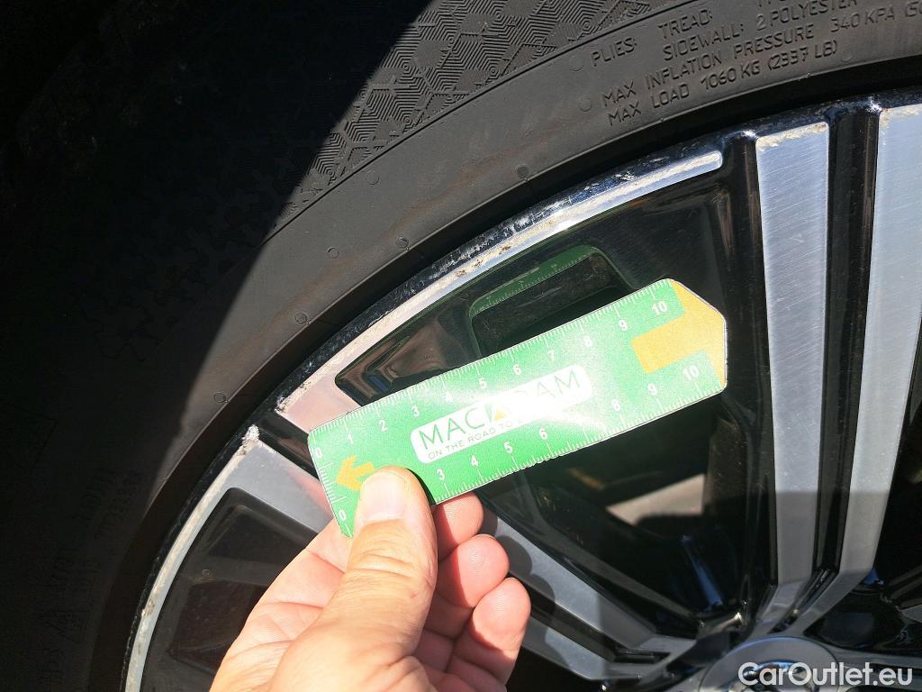  Volvo  XC90  Inscription Recharge Plug-In Hybrid AWD 2.0 T8 Twin Engine #16