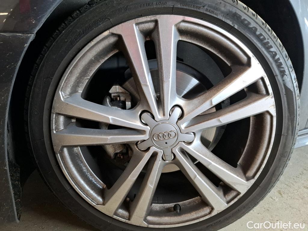 Audi  A3 AUDI  Sportback / 2016 / 5P / Berline 35 TFSI 150 COD S TRONIC S LINE PLUS #18