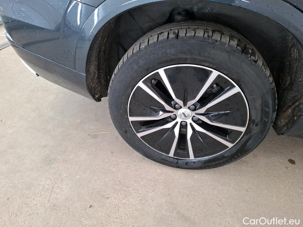  Volvo  XC90  Momentum Plug-In Hybrid AWD 2.0 T8 Twin Engine #21