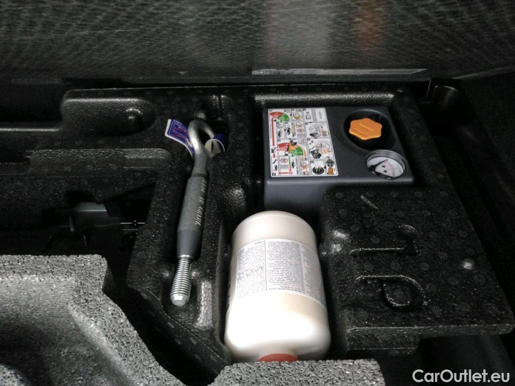 Volvo  XC60  Plus Style Dark Recharge Plug-In Hybrid AWD 2.0 T6 400CV BVA8 6E #11