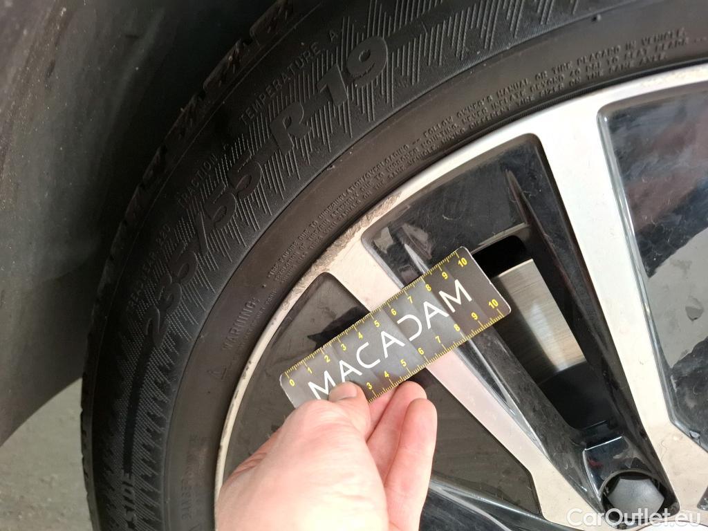  Volvo  XC90  Momentum Plug-In Hybrid AWD 2.0 T8 Twin Engine #20