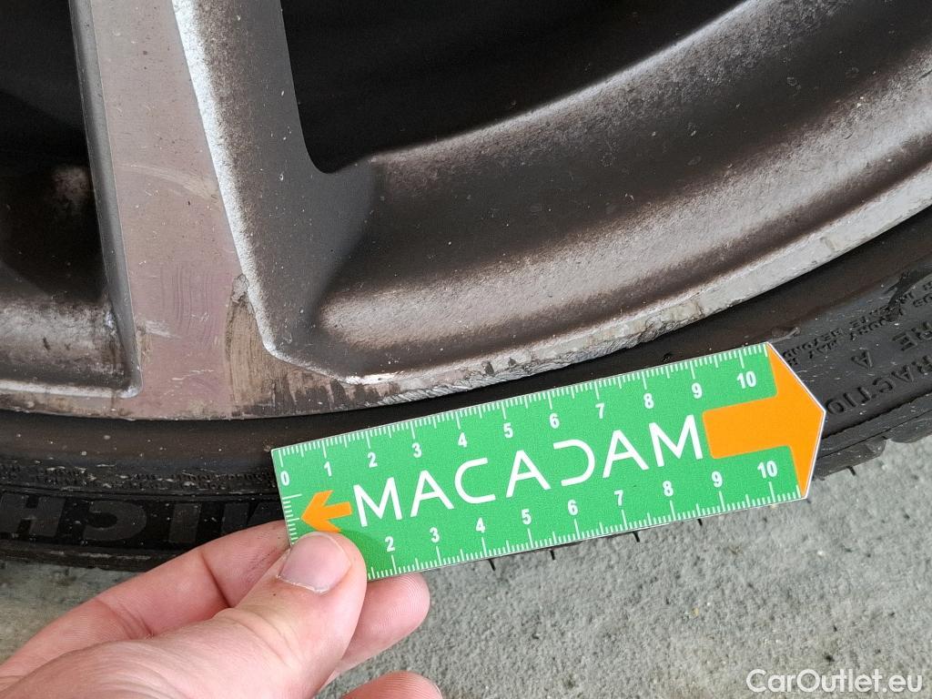 Audi  A3 AUDI  Sportback / 2016 / 5P / Berline 35 TFSI 150 COD S TRONIC S LINE PLUS #25