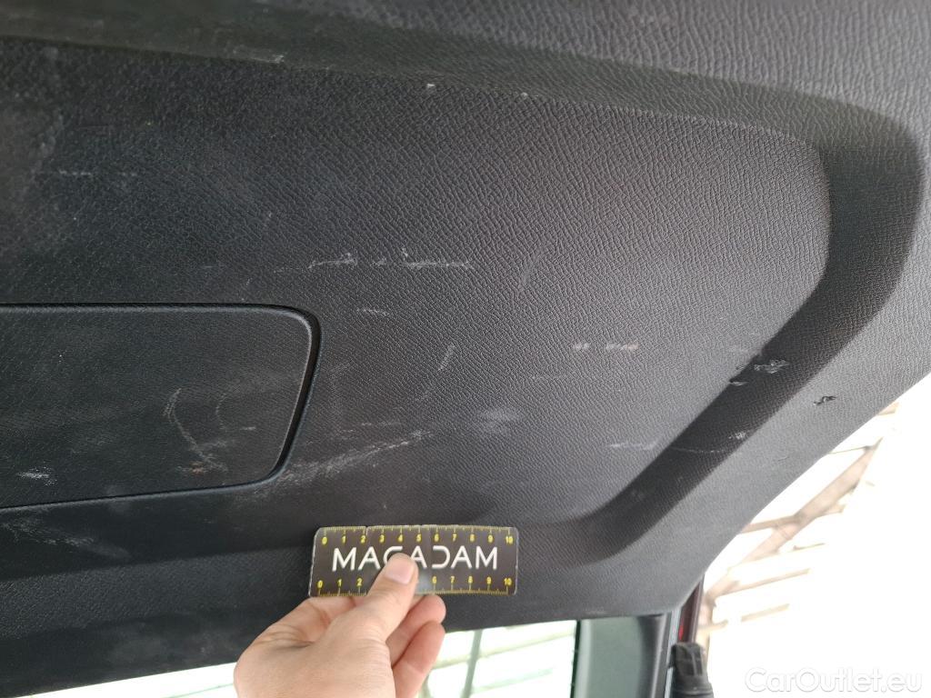  Volvo  XC90  Momentum Plug-In Hybrid AWD 2.0 T8 Twin Engine #31