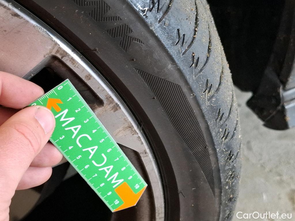 Audi  A3 AUDI  Sportback / 2016 / 5P / Berline 35 TFSI 150 COD S TRONIC S LINE PLUS #21