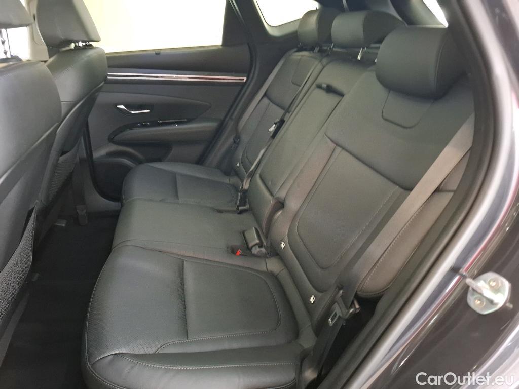 Hyundai  Tucson HYUNDAI  / 2020 / 5P / SUV 1.6 PHEV 265 HTRAC EXECUTIVE 4WD AUTO #9