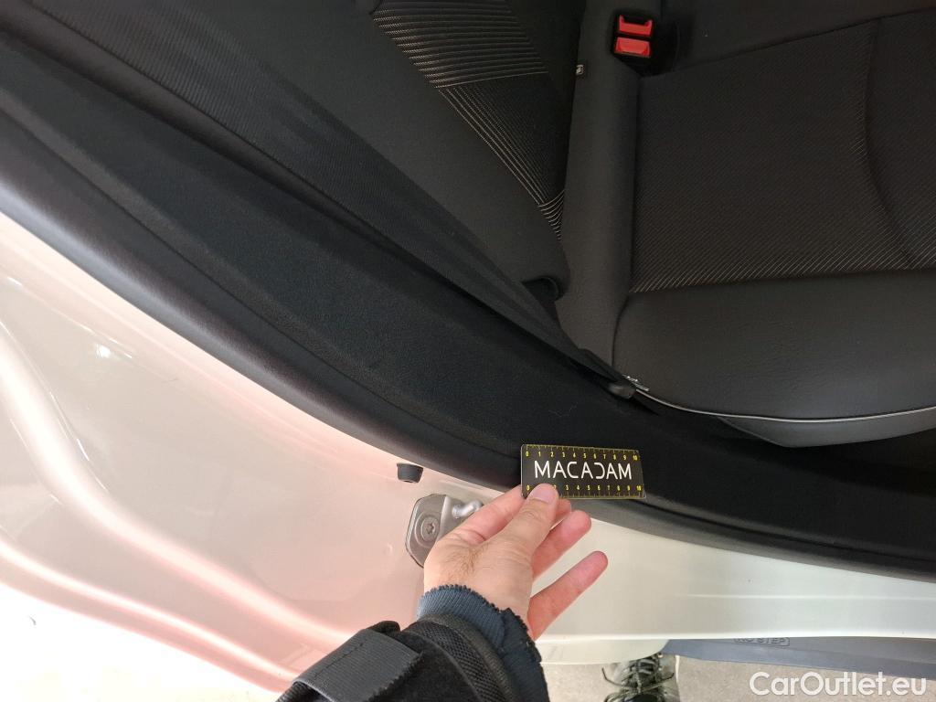 Fiat  500 FIAT X / 2018 / 5P / SUV 1.0 FFly T T3 120ch Cross #8